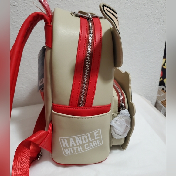 Loungefly Gremlins Gizmo in Car Light-Up Figural Mini Backpack - Picture 9 of 11